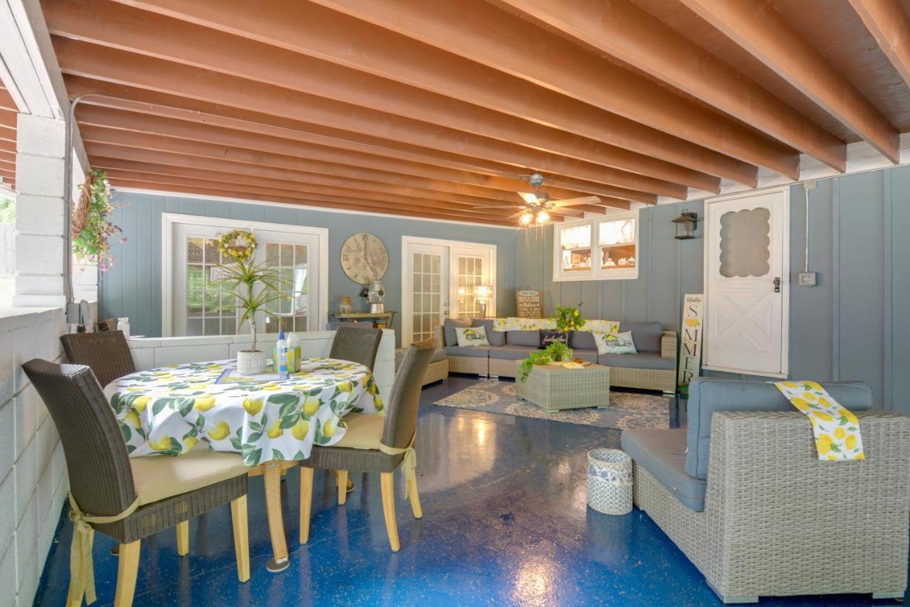 Bright Springfield Home Walk To Nature Center! Exterior photo